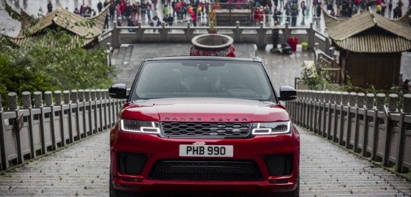 Plug-in Range Rover Sport claims world-first with ascent to Heaven’s Gate